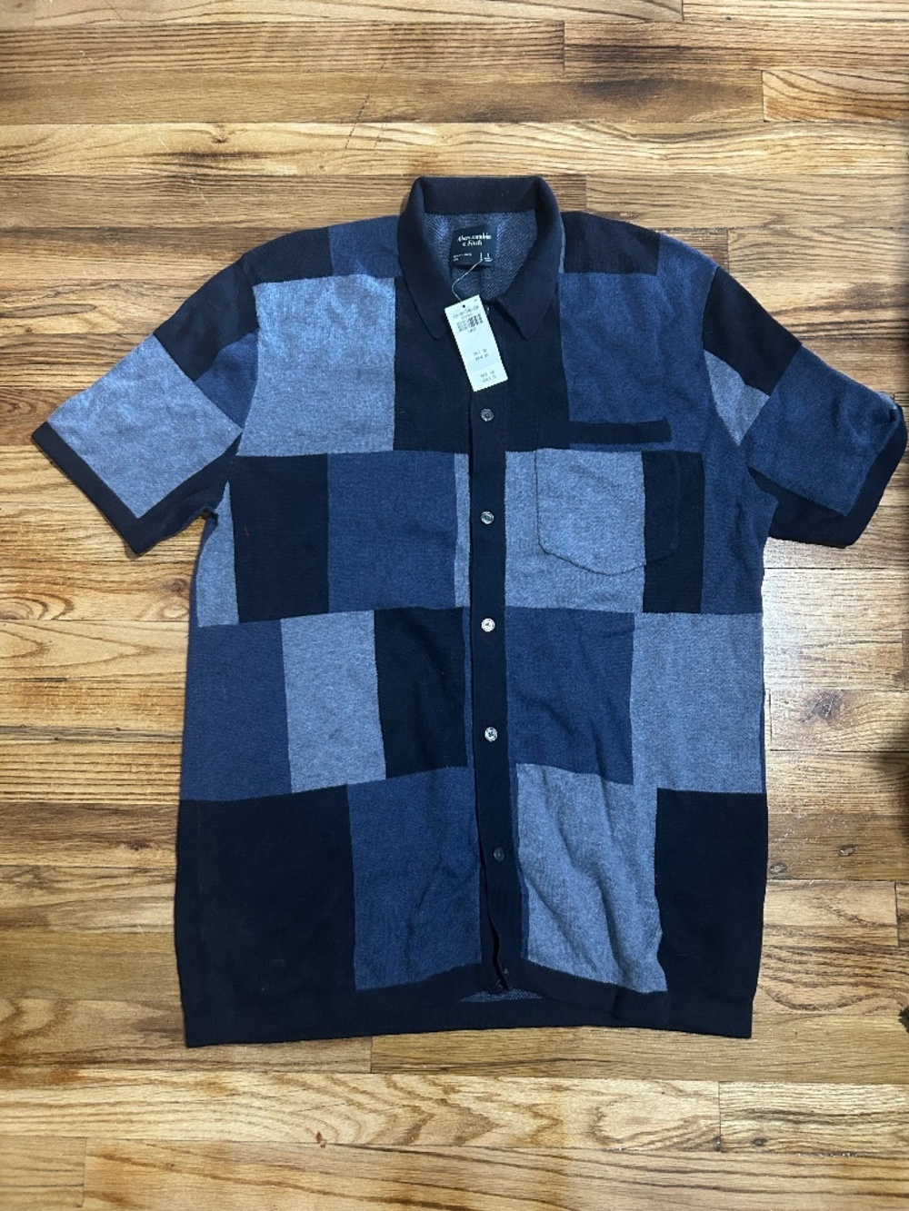 Men’s Abercrombie Short Sleeve Sweater-new!